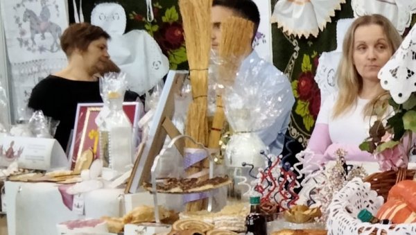 ИЗДАЈУ ПОСЛОВНИ ПРОСТОР: НајављеНа лицитација за закуп пијачних тезги у Новом Саду