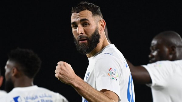 ДЕБИ ИЗ СНОВА ЗА БЕНЗЕМУ: Француз одмах показао какво је појачање за Ал Хилал!