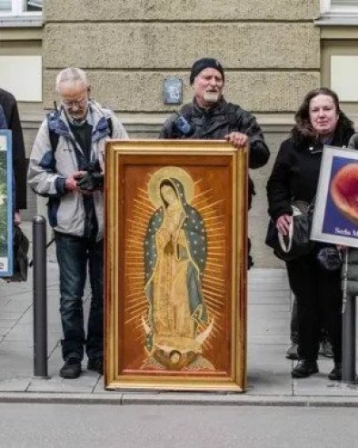 ЛЕВИ ЕКСТРЕМИСТИ ПОНОВО УДАРАЈУ, АЛИ БУКВАЛНО: Смета им живот!