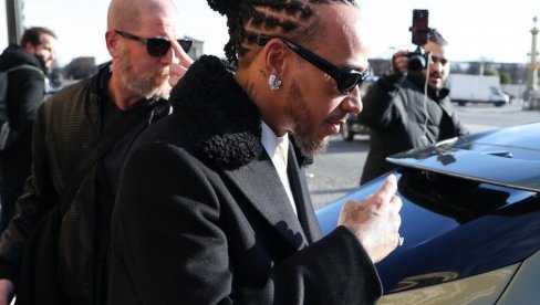 ЛУИС ХАМИЛТОН ЈЕ НАВОДНО ГОДИНАМА БИО У ВЕЗИ СА СЕСТРОМ КИМ КАРДАШИЈАН: Једна ствар је необорив доказ!