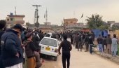 НАЈМАЊЕ 31 ЖРТВА, ПРЕКО 160 РАЊЕНИХ: Стравичан напад на шиитску џамију у предграђу Исламабада (ФОТО/ВИДЕО)