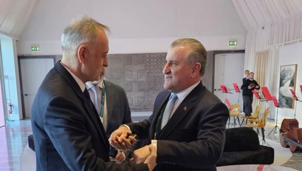 ЗОРАН ГАЈИЋ НА ОТВАРАЊУ ЗИМСКИХ ОЛИМПИЈСКИХ ИГАРА: Министар спорта учествовао у серији састанака