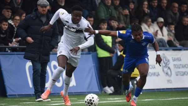 А ПОСЛЕ БУРЕ У ХУМСКОЈ... Партизан у великом трилеру победио Радник и макар на кратко престигао Звезду! (ВИДЕО)