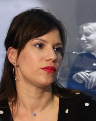 ЗБОГ СМРТИ НАШЕ СЛАВНЕ ГЛУМИЦЕ КОЛЕГИНИЦА СЛОМЉЕНА: Волим Вас, путујте мирно - ви сте у свему умели да пронађете радост