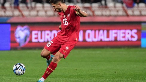 LIDER NE POSUSTAJE: Jović gledao simultanku Marka!