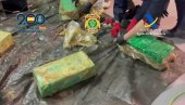 СКРИВАЛИ КОКАИН У СТОЛОВИМА И СУДОПЕРАМА: У новој акцији шпанске и бразилске полиције заплењено 1,5 тона наркотика (ВИДЕО)