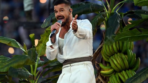 KAKO JE RIKI MARTIN USPEO DA ZASENI BED BANIJA NA SUPERBOULU: Ukrao mu je šou kao od šale