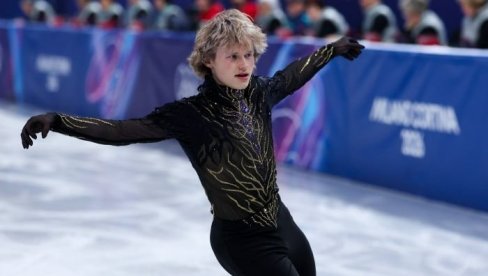 KO JE ILIJA MALININ, DEČKO KOJI JE RASPAMETIO NOVAKA I UŠAO U ISTORIJU? Ima i poruku za Đokovića (VIDEO)