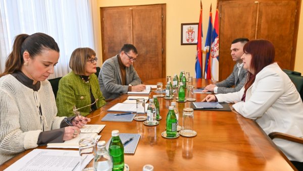 ПРЕДСТОЈИ ОБНОВА ЗГРАДЕ МУЗЕЈА ВОЈВОЂАНСКИХ СЛОВАКА: Маја Гојковић разговарала са председницом Општине Бачки Петровац