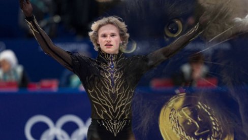 ZAHVALIO MU SE SE NA PODRŠCI: Malinin oduševio svet pa OLIMPIJSKU medalju poklonio MAČKI