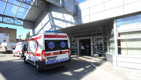 RADNO VREME PO PRAZNIČNOM RASPOREDU : Dom zdravlja u Novom Sadu