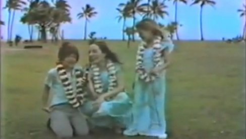 BILA JE LEPA KAO GREH, NJEN ŽIVOT TEŽAK KAO ČEMER: LJudi misle da je Anđelina DŽoli prelepa žena, dok ne vide njenu majku