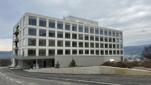 SRPSKA DOBILA KLINIKU ZA ONKOLOGIJU: Pacijentima sa malignim oboljenjima bolji uslovi lečenja