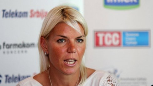 PRVE SLIKE UNIŠTENOG AUTA TATJANE JEČMENICE: Novi detalji tragedije, evo šta je bilo kobno (FOTO)