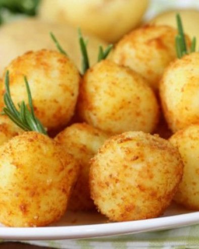 ТРИК ЗА САВРШЕНЕ КРОМПИРИЋЕ: Уз помоћ једног састојка они ће бити хрскави споља, а мекани изнутра