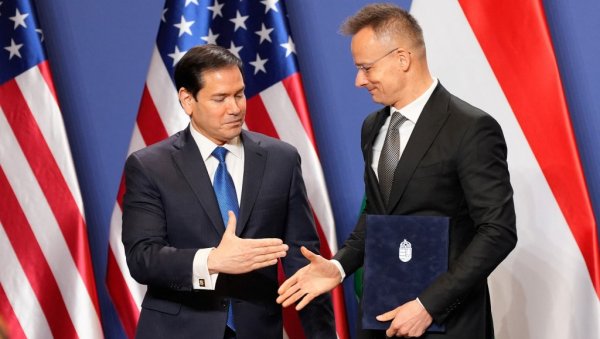 СИЈАРТО ПОРУЧУЈЕ: Стратешка сарадња Мађарске и САД заснива се на личном односу - зависи од Орбана и Трампа