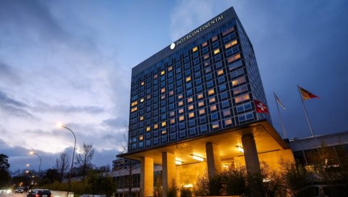 EVROPLJANI SEDELI U HOTELU I ČEKALI: Nisu mogli da prisustvuju pregovorima o Ukrajini u Ženevi