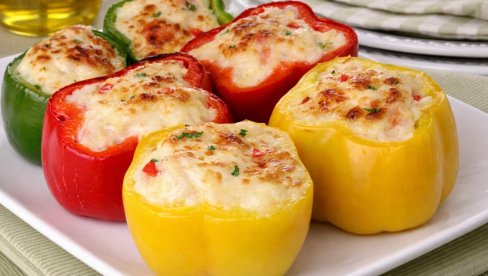 PUNJENE PAPRIKE OD FILETA OSLIĆA: Klasika domaće kuhinje u modernom, mediteranskom ruhu