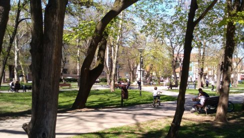 NIŠTA OD RADOVA U GRADSKOM PARKU U POŽAREVCU: Tender za obnovu privremeno obustavljen