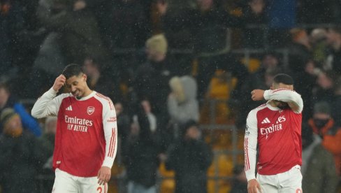 ČUDO U PREMIJER LIGI! Vodeći Arsenal doživeo šok od poslednjeg na tabeli, svi pričaju o onome što se desilo u 94. minutu! (VIDEO)