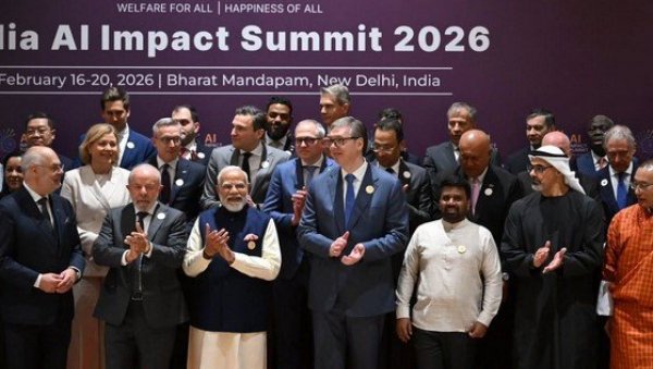 ПРИСУСТВО СРБИЈЕ НА ОВАКВИМ СКУПОВИМА ЈАЧА НАШУ МЕЂУНАРОДНУ ПОЗИЦИЈУ Вучић обишао АИ ЕXПО у оквиру Самита о вештачкој интелигенцији