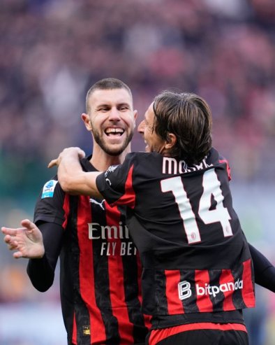 ЗАКУВАЛО СЕ: Милан има прилику да се победом у великом дербију озбиљно приближи водећем Интеру!