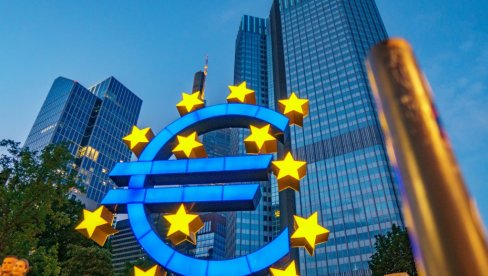 НОВИ СУФИЦИТ У ЕВРОЗОНИ: Скочио са девет на 15 милијарди евра