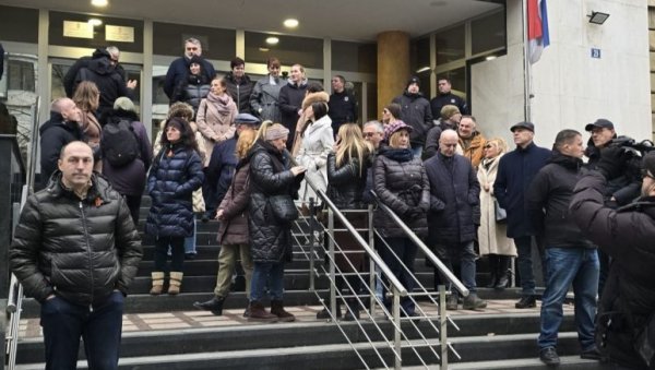 ПУКАО МАРШ ЗА ПРАВОСУЂЕ: Чланство изигнорисало организаторе, одазвало се свега 70 судија и тужилаца са све пензионерима