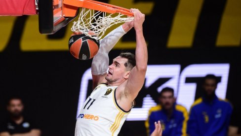 РЕАЛ ТРОЈКОМ ДОБИО ДРАМУ! Мадриђани у финалу Купа краља!