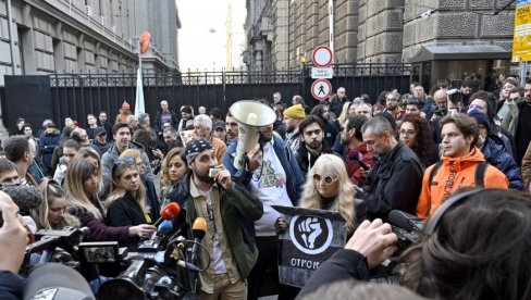 СРАМНО: Ево шта блокадери најављују за недељу! (ФОТО)