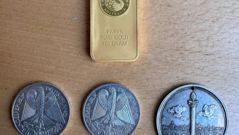 ŠVERCOVALI ZLATO I SREBRNJAKE: Sprečeno krijumčarenje na prelazima Vatin i Horgoš