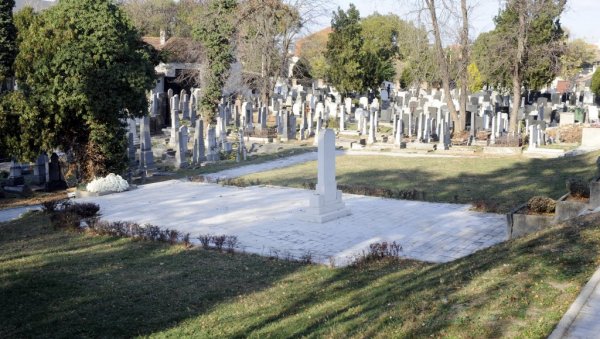 ЧИЈЕ СУ МАСОВНЕ ГРОБНИЦЕ У ЗЕМУНУ? Јеврејска општина тужи удружења Јадовно за кршење закона, а под земљом 6.500 српских мученика