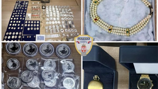ЗАПЛЕЊЕНИ НАКИТ И СРЕБРЊАЦИ ВРЕДНИ ВИШЕ ОД 30.000 ЕВРА: На прелазу Прешево спречено кријумчарење драгоцености