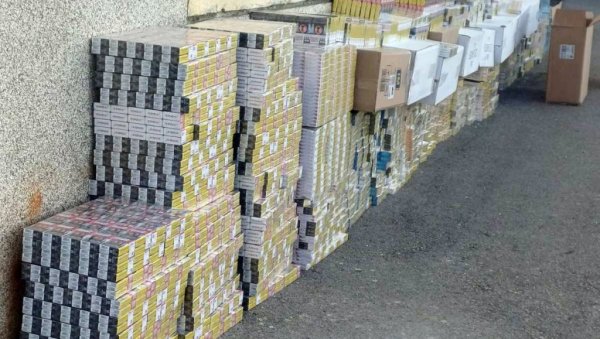 ПРИВЕДЕН ТУТИНАЦ ЗБОГ НЕДОЗВОЉЕНЕ ТРГОВИНЕ: У скривеном бункеру држао 1.600 боксова цигарета
