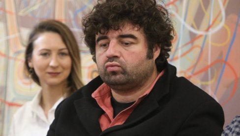 Kako da ostavim ženu i unesrećim troje dece?!“