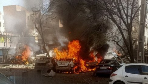 ДА ЛИ ЋЕ ОН БИТИ НОВИ ВЛАДАР ИРАНА? После вести да је убијен Ајатолах, свет бруји о једном имену