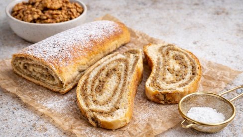 ŠTRUDLA SA ORASIMA: Miris doma u svakom zalogaju