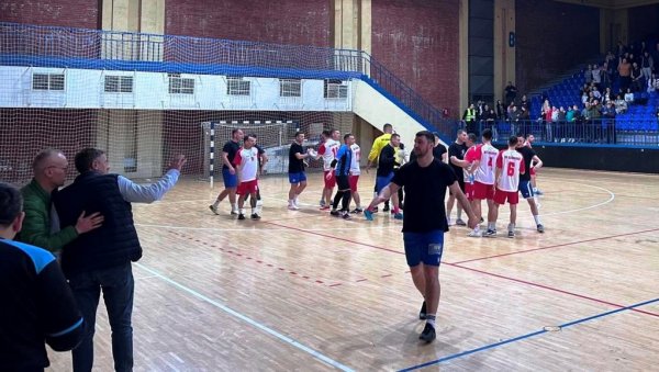 ТРЕШЊЕВИЦА ПОНОВО ПОБЕДНИК: У Параћину завршен турнир МЗ у малом фудбалу