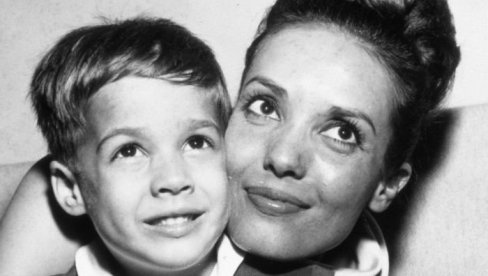 RADILA JE U MESARI, IZMISLILA PLEMIĆKO POREKLO, PA SE UDALA ZA NAJLEPŠEG ČOVEKA NA PLANETI: Najveću cenu ove toksične ljubavi je platio njih