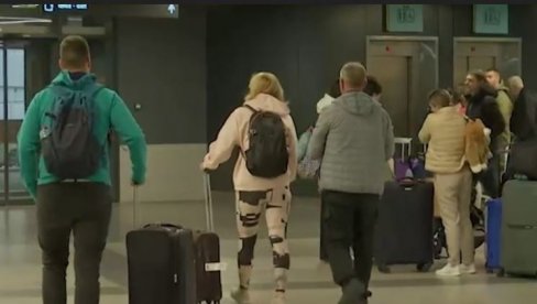 VIDEO SAM RAKETNE NAPADE, REKLI SU NAM - IMATE 15 MINUTA DA DOĐETE NA AERODROM Srbi koji su sleteli iz Dubaija progovorili o haosu