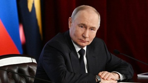 СТРАНЦИ КОЈИ СУ СЛУЖИЛИ У РУСКОЈ ВОЈСЦИ НЕЋЕ БИТИ ПРОТЕРАНИ: Путин потписао важан закон