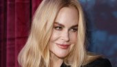 NIKOL KIDMAN U ŠANELU JE UVEK DOBITNA KOMBINACIJA: Prelepa glumica svojim stajlingom zagolicala maštu (FOTO)