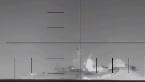 POGLEDAJTE - PENTAGON OBJAVIO SNIMAK TORPEDOVANJA: Hegset seiri - američka podmornica potopila iranski ratni brod (VIDEO)