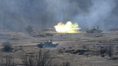 POGLEDAJTE - SRPSKI OKLOP I DRONOVI U NAPADU: Treća brigada KoV na manevrima (VIDEO/FOTO)