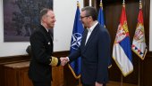 VUČIĆ SA KOMANDANTOM NATO: Insistirao sam na poštovanju Sporazuma iz Kumanova i Rezolucije 1244 (FOTO)