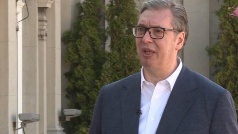 OBRAĆA SE PREDSEDNIK VUČIĆ: