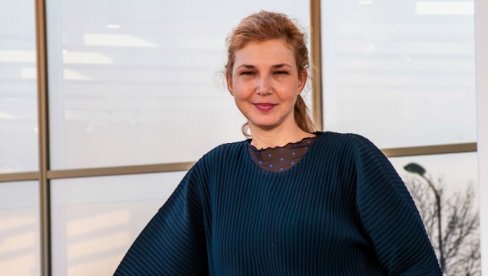 О ГОРАНКИ, ЈАСНО И САЖЕТО: Награда Павле Васић припала Горанки Матић за капиталну монографију о познатој фотографкињи