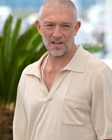 ВЕНСАН КАСЕЛ У УЛОЗИ МЕШТАНИНА: Познато ко ће још играти у четвртој сезони серије „Бели лотос“