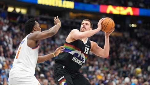 NAKON NAJTEŽEG PORAZA U KARIJERI: Oglasio se Nikola Jokić, imao šta da kaže i to na srpskom  (VIDEO)