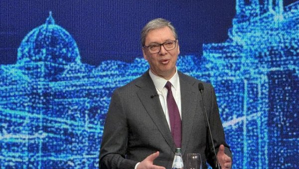 ВУЧИЋ О ЕВРОПИ: Плашим се да сви заједно не умемо да добро сагледамо шта је то што се збива око нас